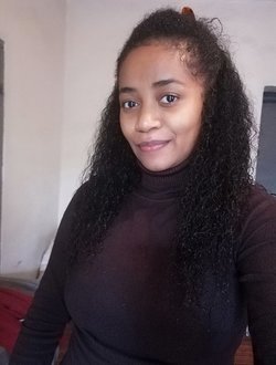 Yasina's profile, a single 41-year-old a woman in Fianarantsoa