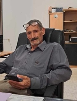 Yasser's profile, a single 55-year-old a man in Oran