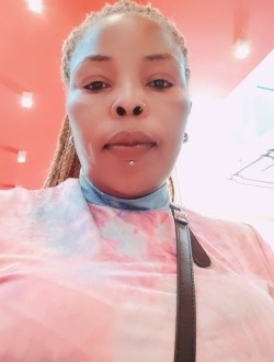 Charnelle's profile, a single 42-year-old a woman in Parma