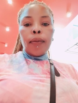 Charnelle's profile, a single 42-year-old a woman in Parma