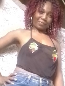 Sandy's profile, a single 36-year-old a woman in Antananarivo