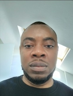 Edmond's profile, a single 35-year-old a man in Liège