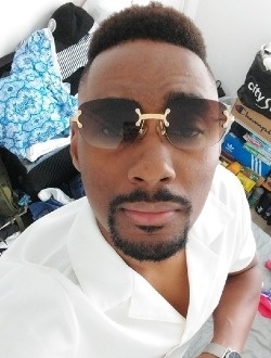 Bob-976's profile, a single 31-year-old a man in Saint-Denis