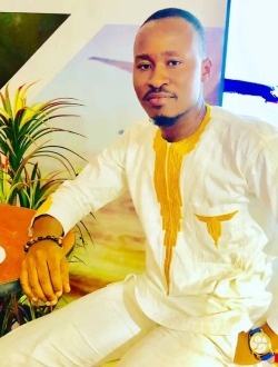 Ben's profile, a single 32-year-old a man in Dakar