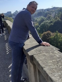 profile picture 0