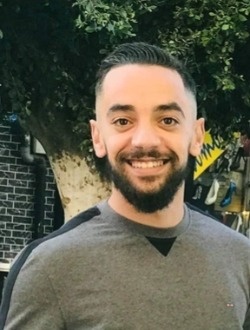 Red's profile, a single 36-year-old a man in Oran