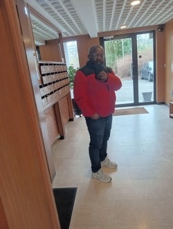 profile picture 0