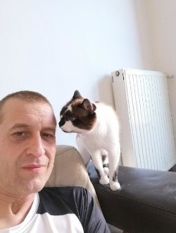 profile picture 0