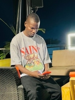 profile picture 0