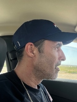 profile picture 0