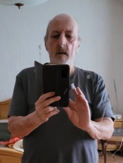 profile picture 0
