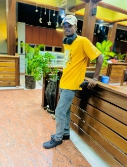 profile picture 0