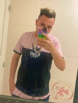 profile picture 0