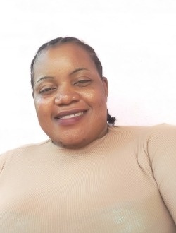 Léonce's profile, a single 34-year-old a woman in Abou