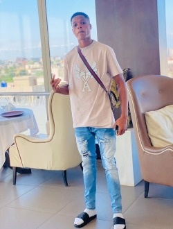 profile picture 0