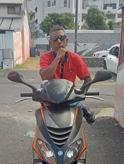 profile picture 0