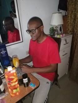 profile picture 0