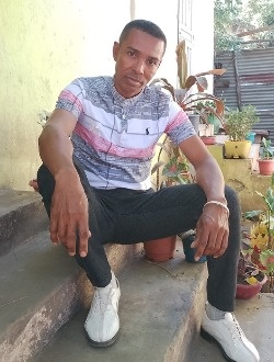 profile picture 0