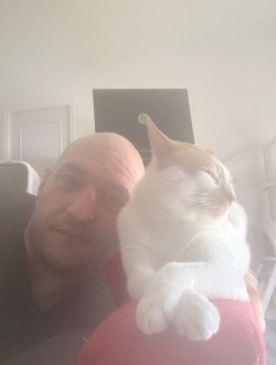 profile picture 0