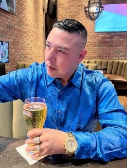 profile picture 0