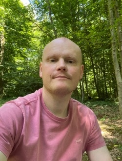 profile picture 0