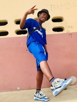 profile picture 0