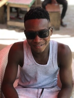 profile picture 0