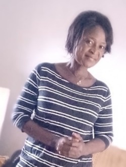 Yvonne's profile, a single 64-year-old a woman in Man