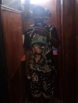 profile picture 0