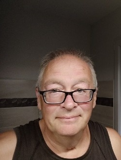 profile picture 0