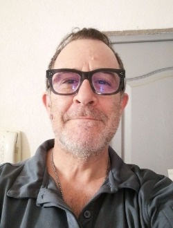 profile picture 0