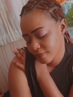 Luce's profile, a single 36-year-old a woman in Abaga