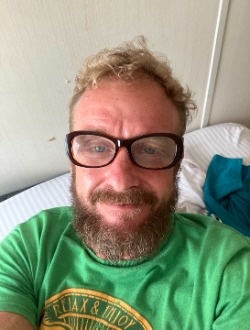 profile picture 0