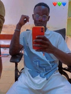 profile picture 0