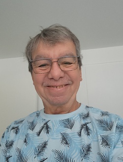 profile picture 0