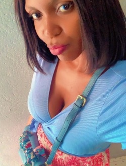 Lysa's profile, a single 34-year-old a woman in Yaoundé