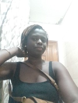 Juliana's profile, a single 35-year-old a woman in Abattoirs