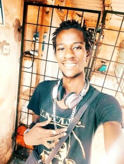 profile picture 0