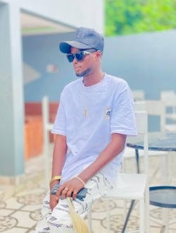 profile picture 0