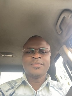 Augustin's profile, a single 43-year-old a man in Dakar