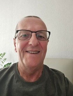 profile picture 0