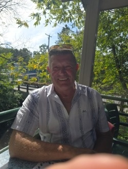 Eric's profile, a single 67-year-old a man in Montréal