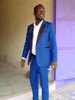 Temoin Cyril's profile, a single 27-year-old a man in Man