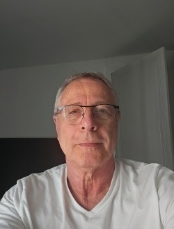 profile picture 0