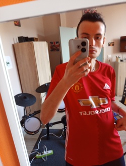 profile picture 0