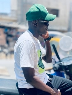 profile picture 0