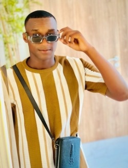 profile picture 0