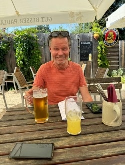 profile picture 0