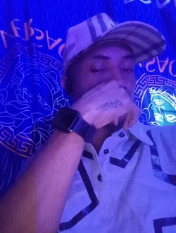 profile picture 0