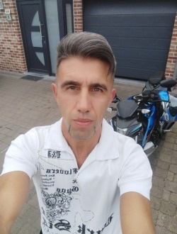 profile picture 0